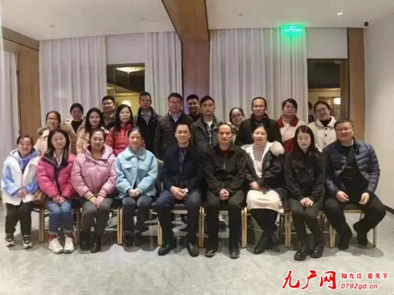 <b>春节前，九江市第一人民医院领导看望慰问在华西求学活水学子</b>